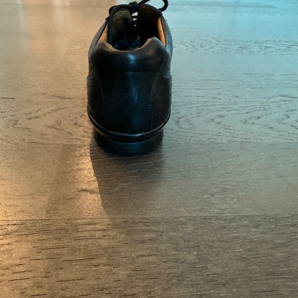 Black Leather Men's Shoes - Picture 11 of 12